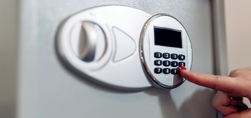 Jewelry Safe Cracking in Lemoore, California